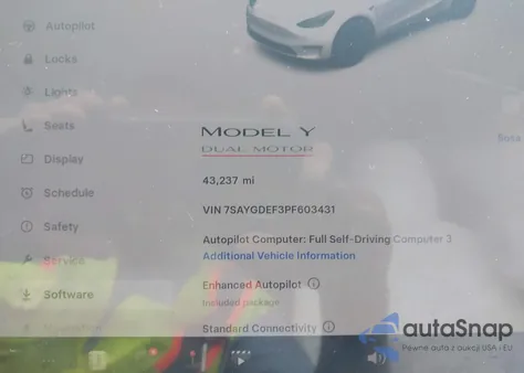 2023 Tesla Model Y Performance Dual Motor All-Wheel Drive z USA, uszkodzony, nr VIN 7SAYGDEF3PF603431